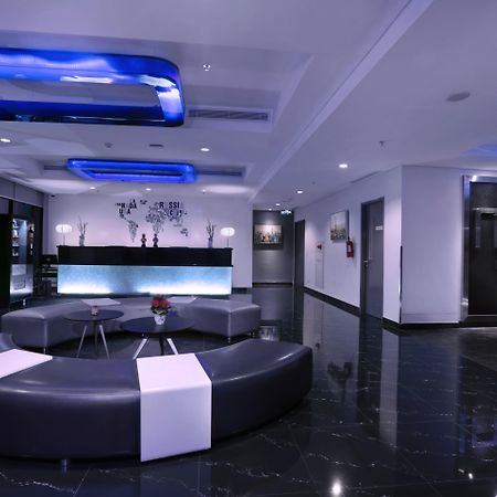 Hotel Neo+ Kebayoran Yakarta Exterior foto