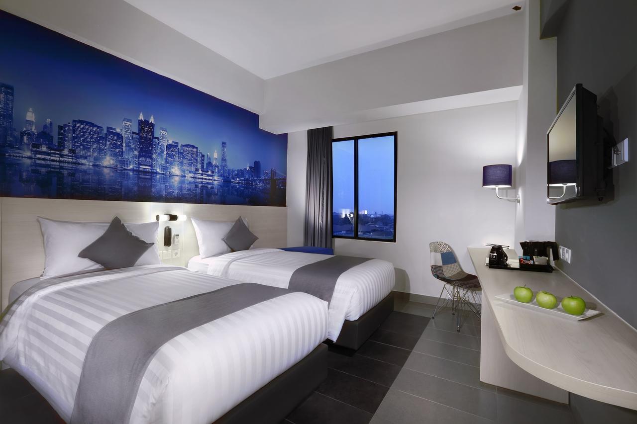 Hotel Neo+ Kebayoran Yakarta Exterior foto