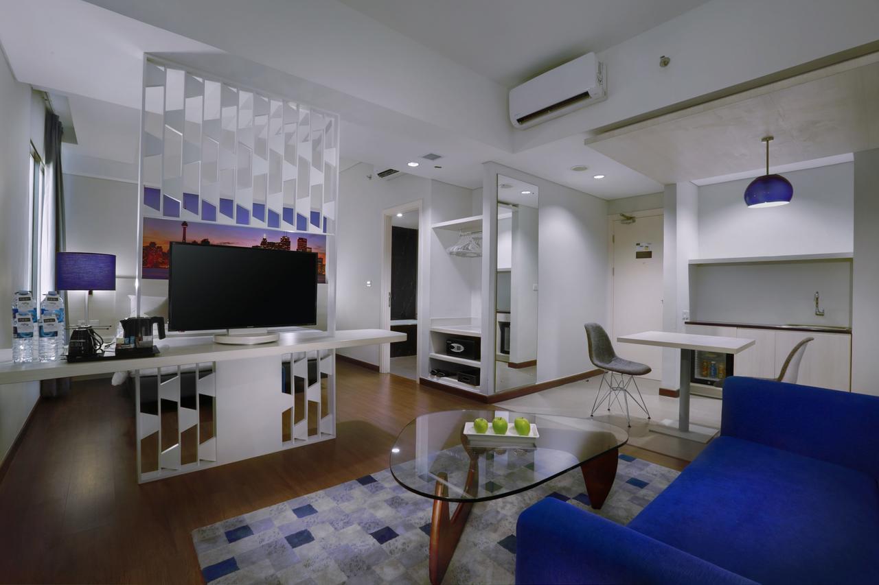 Hotel Neo+ Kebayoran Yakarta Exterior foto