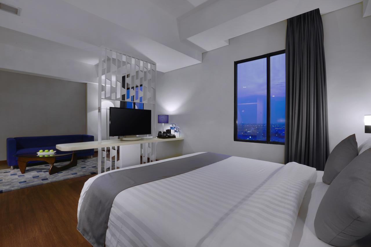 Hotel Neo+ Kebayoran Yakarta Exterior foto